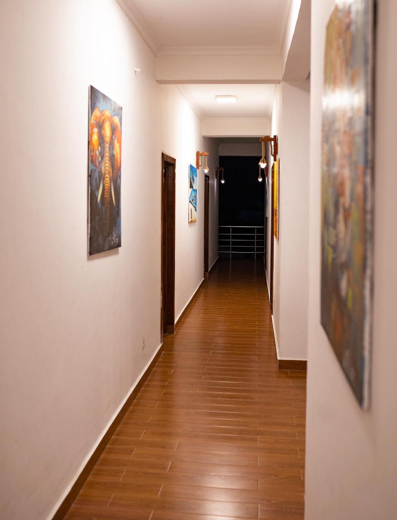 Aurora Beach Hotel Нунгві Екстер'єр фото